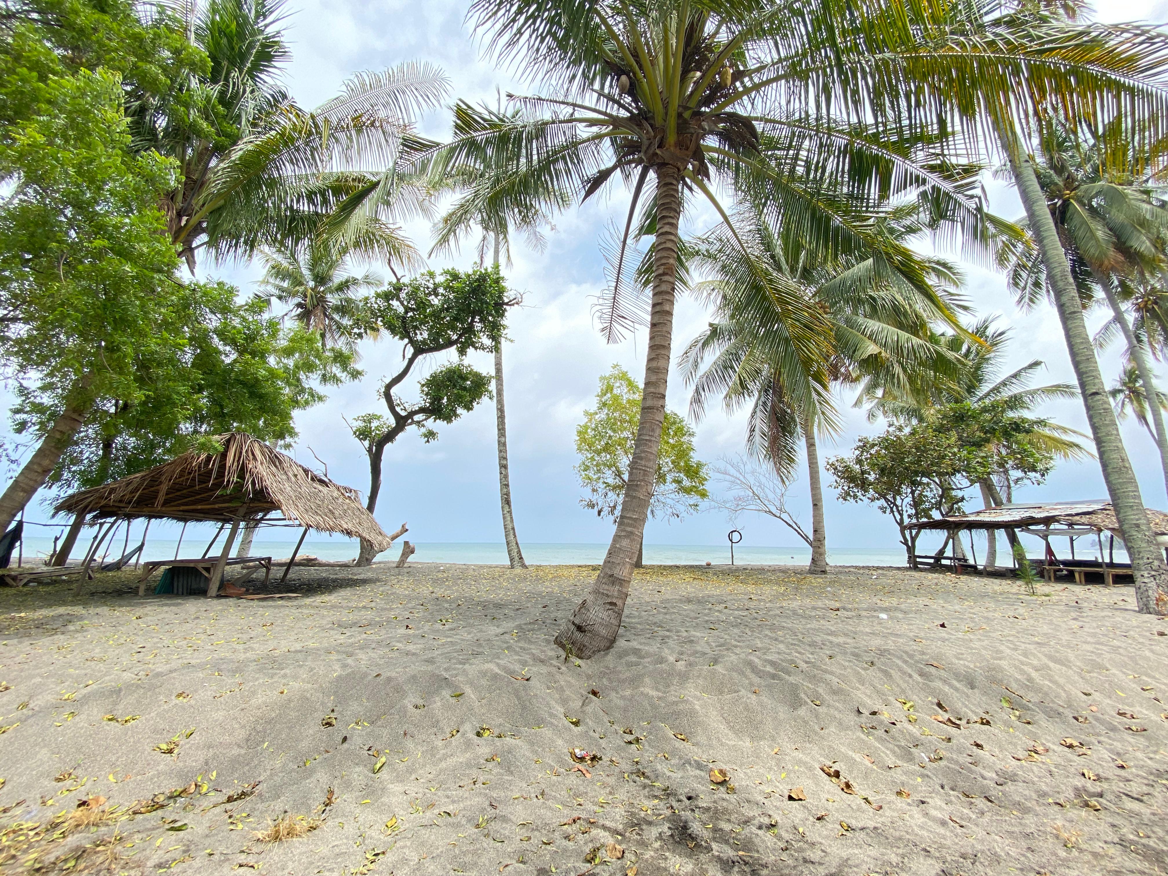 Pantai Karang Atas
